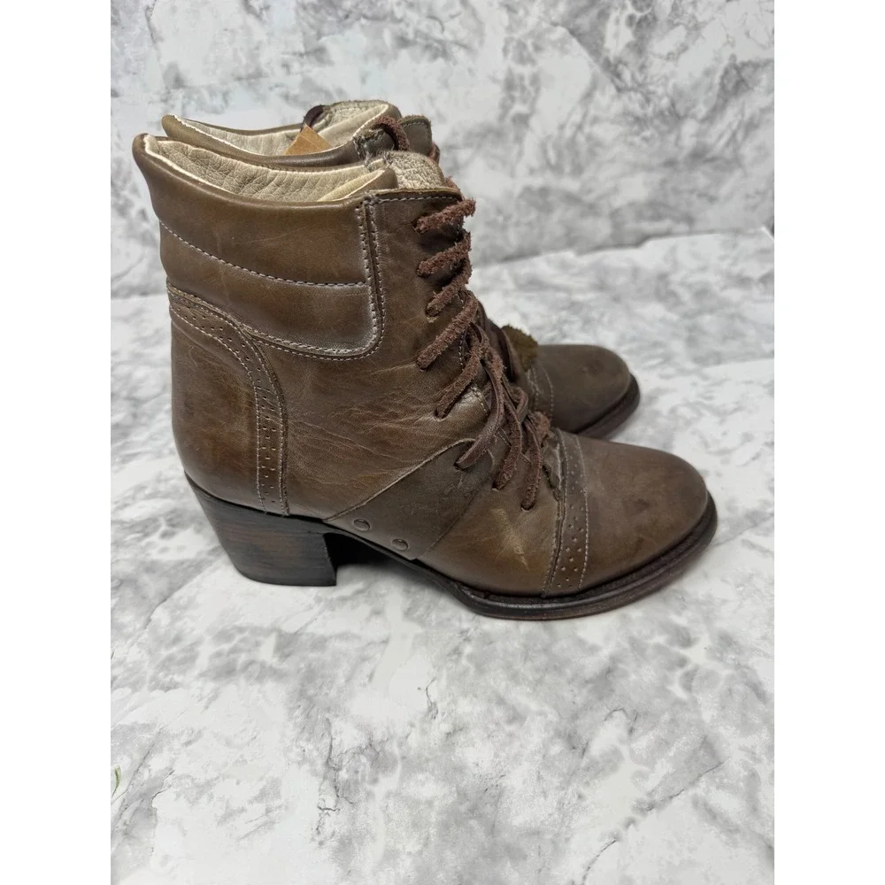 Freebird by Steven Cage Brown Leather Lace Up Ankle Boots Distressed Kiltie -8